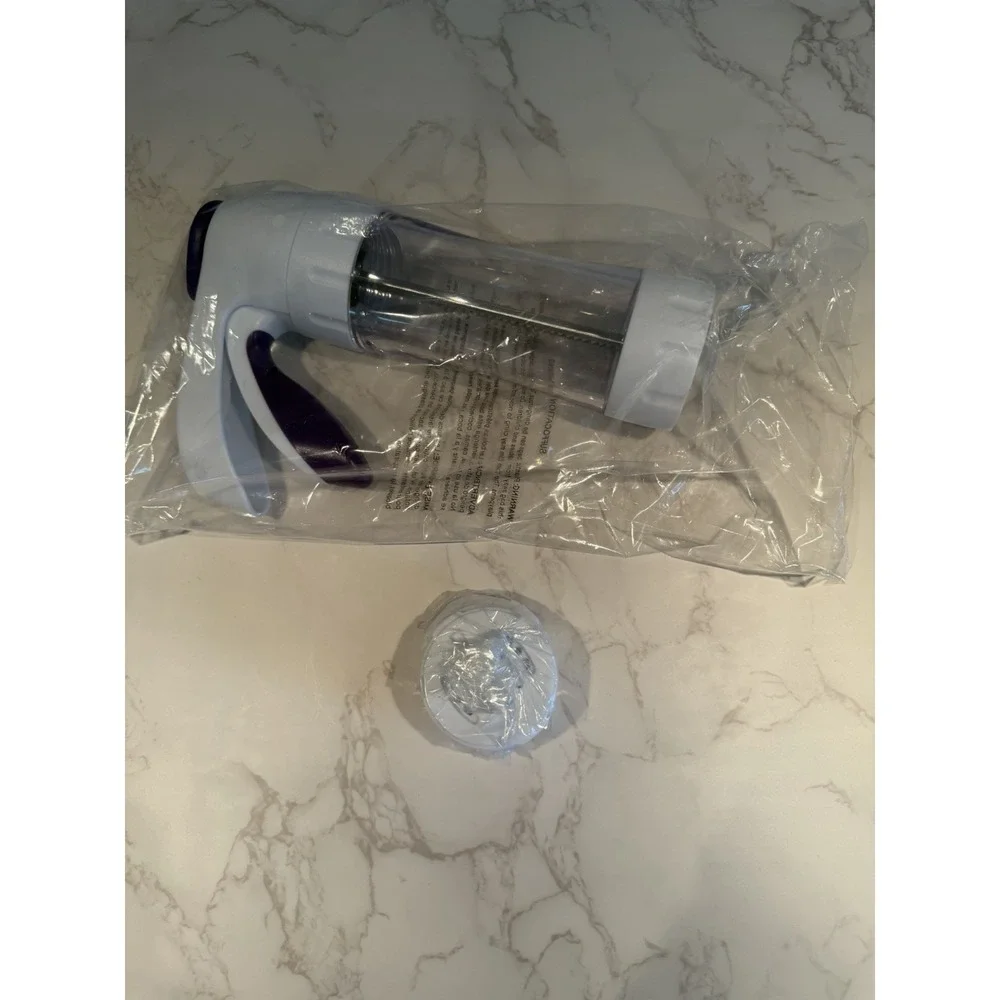 Wilton Simple Success Cookie Press White 12 Discs Spritz Cookies Baking Tool